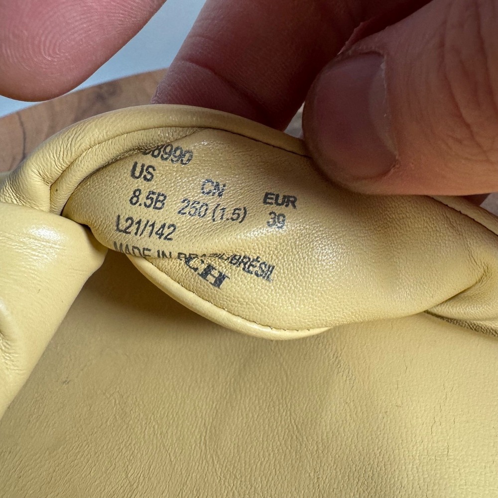 COACH Brooklyn Yellow Leather Knotted Slide Sandals‎ Women's Size 8.5B - Picture 6 of 6